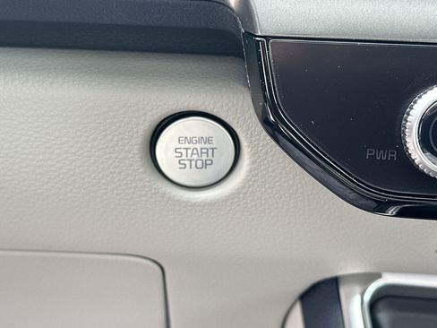 New 2026 Kia Carnival SX Prestige FWD image 24