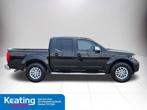 Used 2016 Nissan Frontier SV RWD image 9