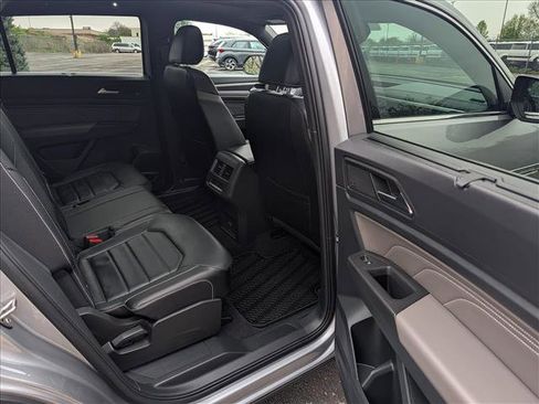 Used 2023 Volkswagen Atlas Cross Sport SEL Premium R-Line image 16
