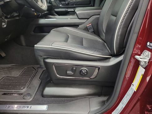 Used 2025 RAM 1500 Limited w/ Body Color Bumper Group AWD/4WD image 12