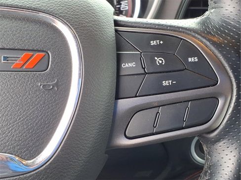 Used 2022 Dodge Challenger R/T w/ Plus Package image 25