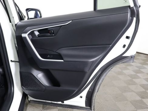 Used 2025 Toyota RAV4 LE AWD/4WD image 22