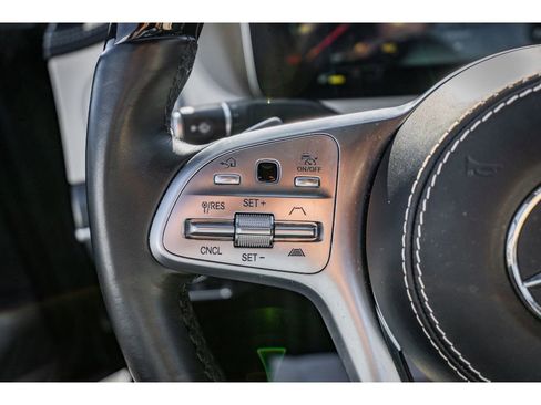 Used 2018 Mercedes-Benz S 560 4MATIC Sedan image 12
