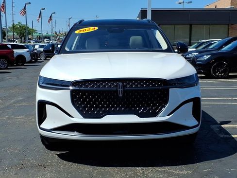 Used 2024 Lincoln Nautilus Black Label w/ Jet Appearance Package (87T) AWD/4WD image 2