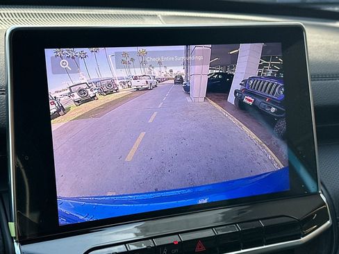 New 2026 Jeep Compass Latitude AWD/4WD image 15