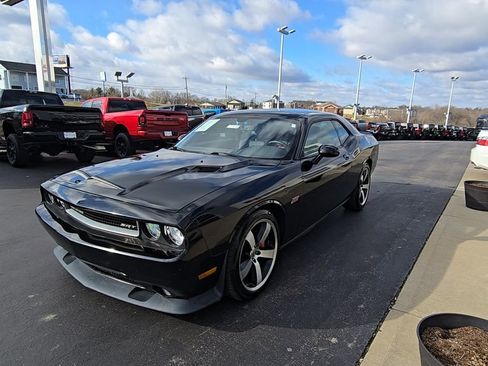 Used 2012 Dodge Challenger SRT8 w/ Premium Sound Group image 3