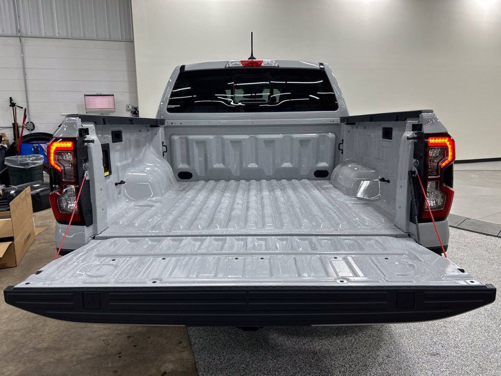 New 2026 Ford Ranger Lariat w/ Black Appearance Package AWD/4WD image 30