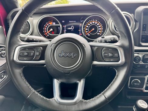 Used 2021 Jeep Wrangler Unlimited Sahara w/ Uconnect 4C Nav & Sound Group image 18