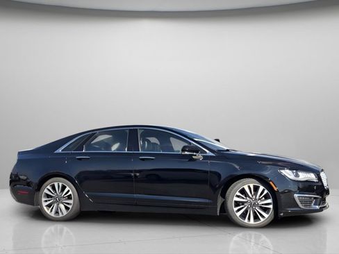 Used 2017 Lincoln MKZ Select w/ Climate Package image 21