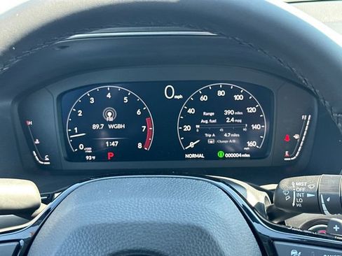 New 2025 Acura Integra image 16