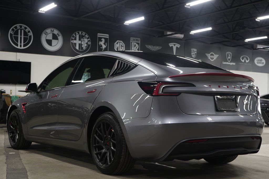 Used 2025 Tesla Model 3 Long Range RWD image 3