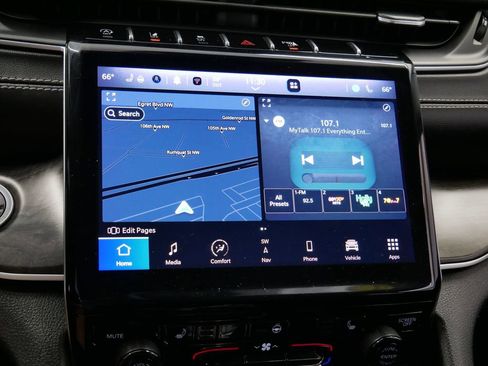 Certified 2023 Jeep Grand Cherokee Limited image 34