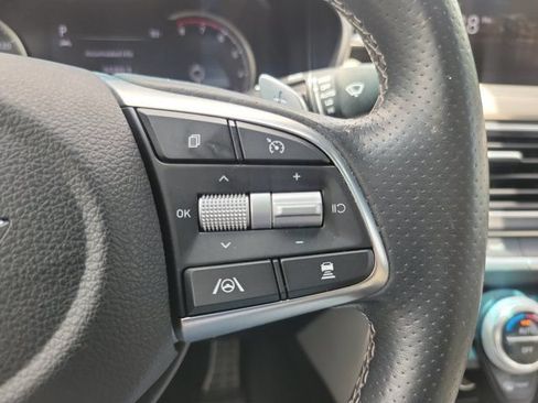 Certified 2023 Genesis G70 2.0T w/ Sport Prestige Package RWD image 21
