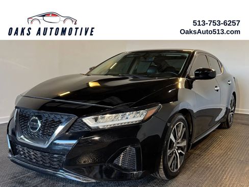 Used 2017 Nissan Maxima SR FWD image 1
