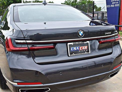 Used 2022 BMW 740i RWD image 54
