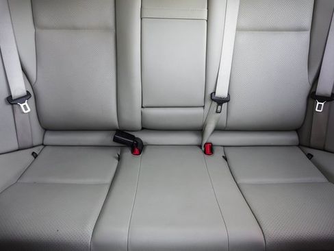 Used 2014 Mercedes-Benz C 250 Sedan image 17