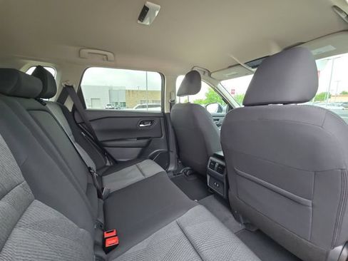 New 2026 Nissan Rogue SV FWD image 27