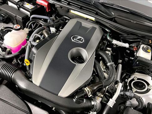 Used 2025 Lexus IS 300 F Sport image 31