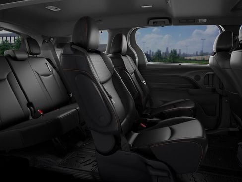 New 2026 Toyota Sienna XLE Woodland Edition image 2