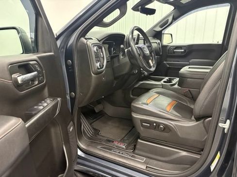 Used 2022 GMC Sierra 1500 AT4 w/ AT4 Premium Package AWD/4WD image 13