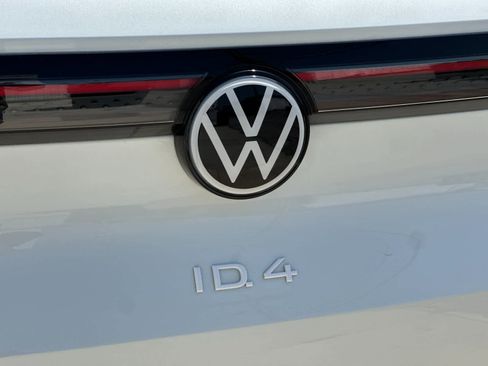 Used 2023 Volkswagen ID.4 Pro S image 27