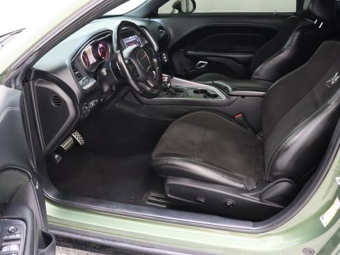 Used 2020 Dodge Challenger R/T Scat Pack w/ Plus Package RWD image 15