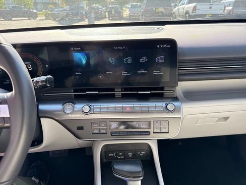 Used 2025 Hyundai Kona SEL AWD/4WD image 21