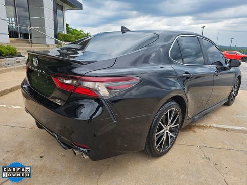 Used 2023 Toyota Camry SE w/ Convenience Package AWD/4WD image 4