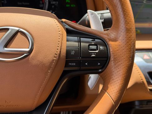 Used 2021 Lexus LC 500 Convertible w/ Touring Package RWD image 28