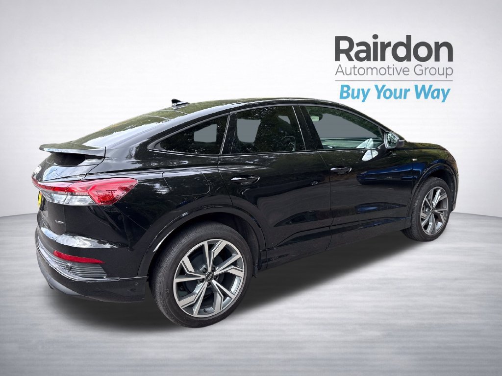 Used 2023 Audi Q4 e-tron Premium Plus w/ Premium Plus AWD/4WD image 7