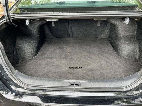 Used 2025 Nissan Altima 2.5 SV image 31