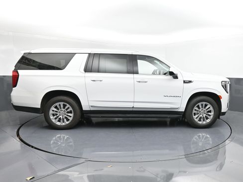 Used 2024 GMC Yukon XL SLT image 9