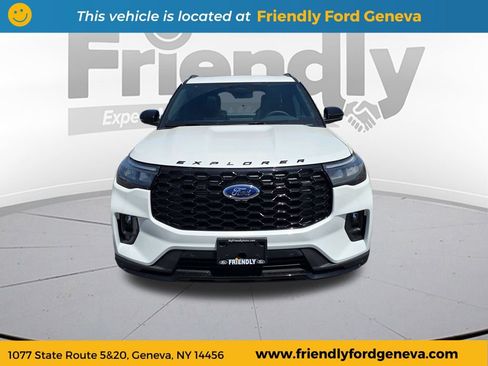 Used 2026 Ford Explorer ST-Line w/ ST-Line Street Pack AWD/4WD image 2