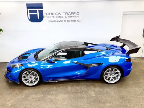 Used 2026 Chevrolet Corvette ZR1 w/ ZR1 Carbon Fiber Aero Package image 54