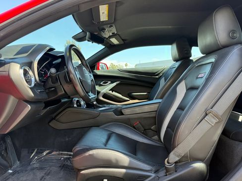 Used 2019 Chevrolet Camaro SS image 16