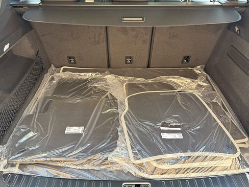 New 2025 Porsche Cayenne GTS image 21