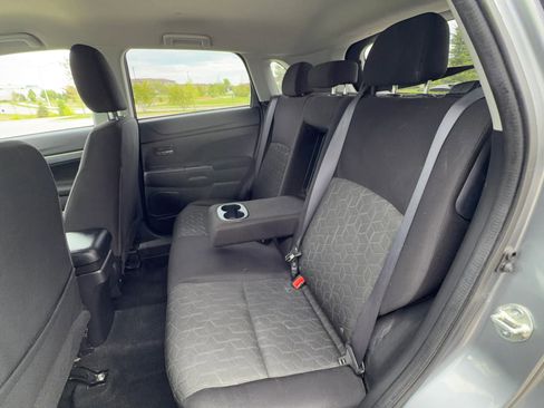 Used 2021 Mitsubishi Outlander Sport ES FWD image 31