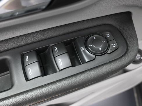 Used 2019 GMC Terrain SLT w/ Preferred Package AWD/4WD image 10