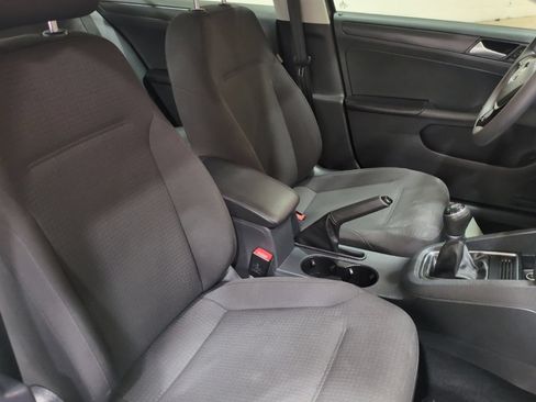 Used 2016 Volkswagen Jetta S FWD image 10