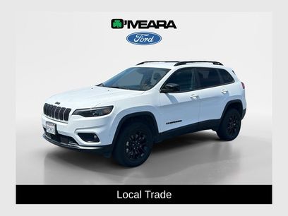 Used 2023 Jeep Cherokee Altitude Lux