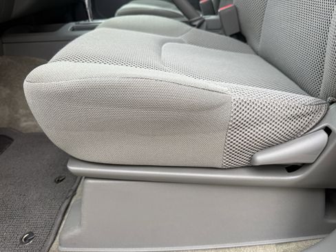 Used 2017 Nissan Frontier SV w/ SV Value Truck Package image 5