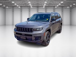 Used 2024 Jeep Grand Cherokee L Altitude image 1