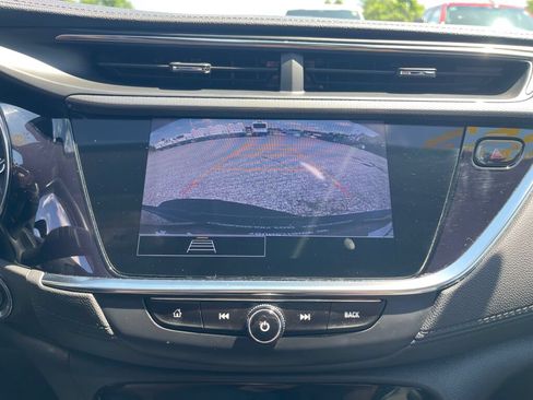 Used 2022 Buick Encore GX Select w/ Sport Touring Package FWD image 11