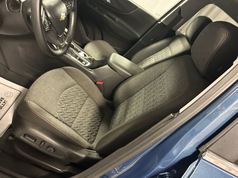 Used 2024 Chevrolet Equinox LT w/ LPO, Floor Liner Package FWD image 11