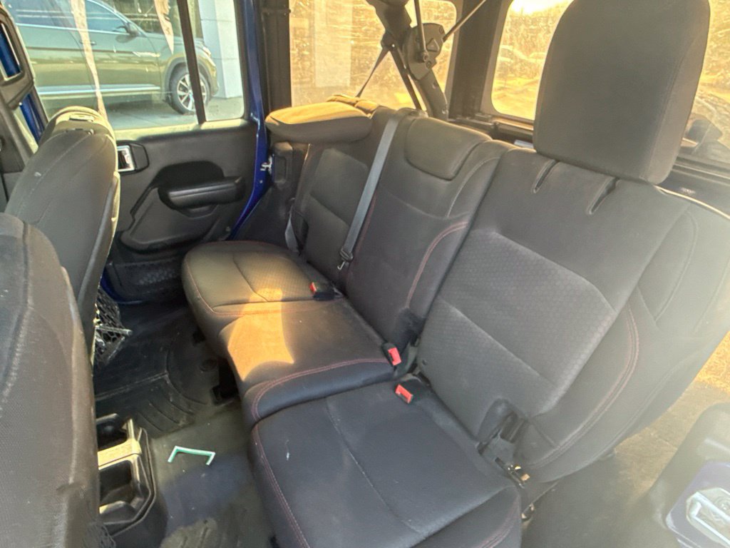 Used 2018 Jeep Wrangler Unlimited Rubicon AWD/4WD image 24