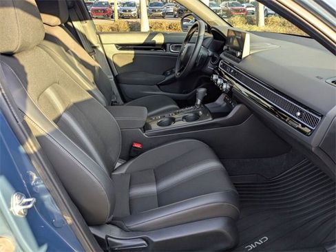 Certified 2025 Honda Civic FWD Hybrid Sedan image 36