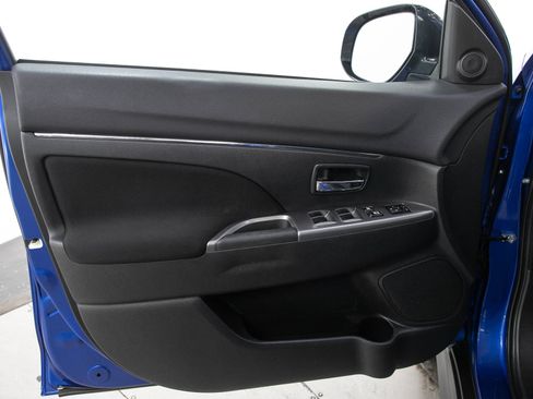 Used 2019 Mitsubishi Outlander Sport ES AWD/4WD image 19