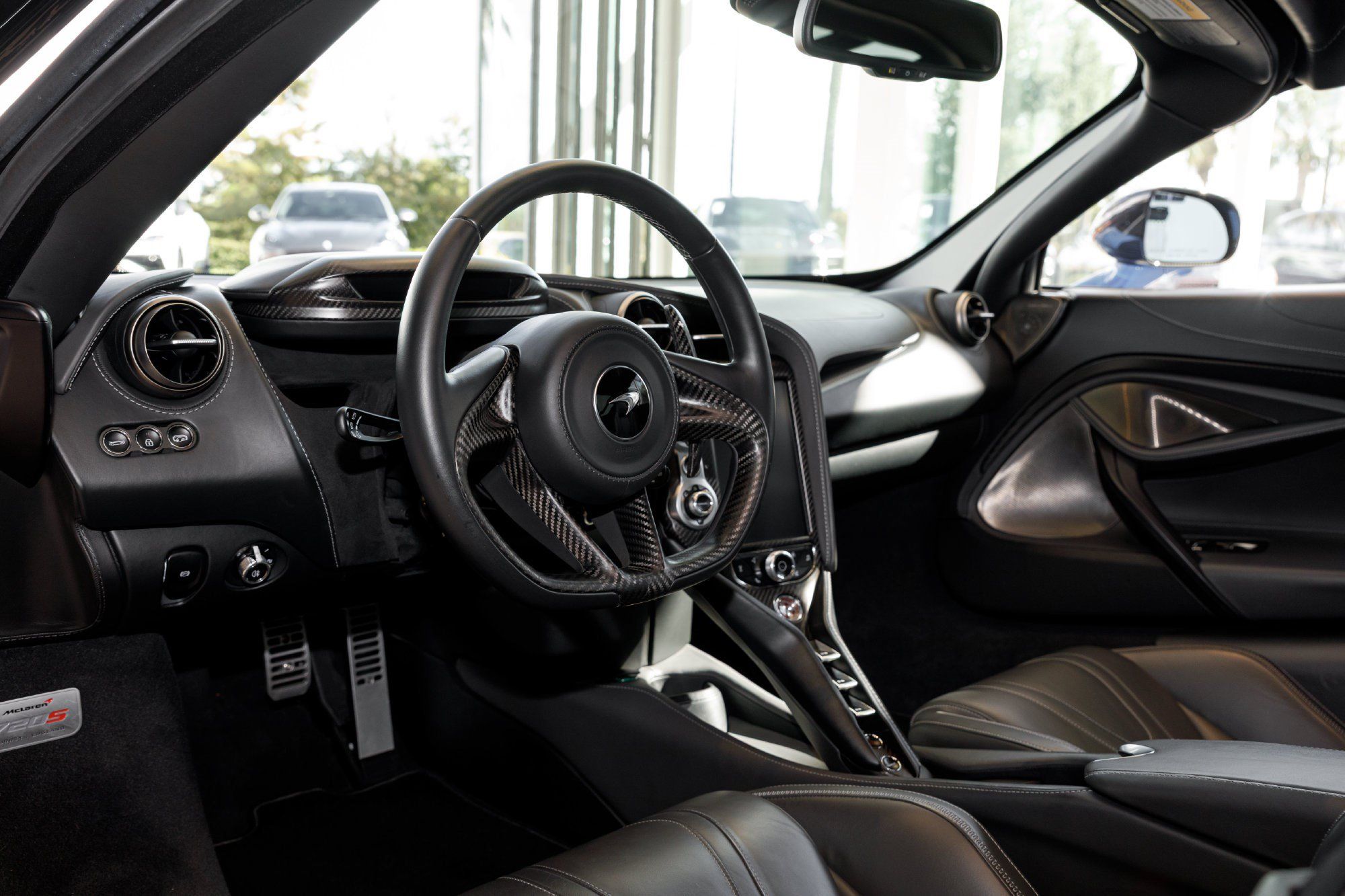 Used 2019 McLaren 720S Luxury RWD image 33