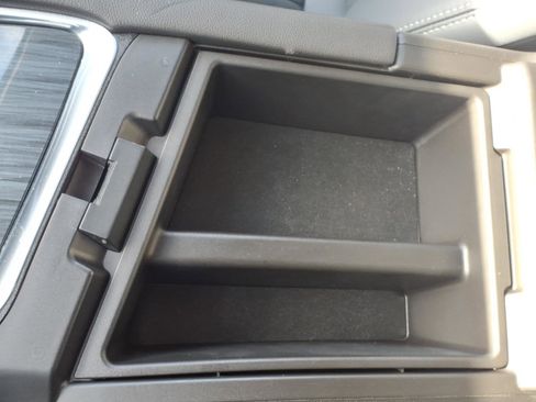 Used 2020 Buick Enclave Essence w/ Sound and Sites Package image 27