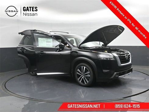 New 2025 Nissan Pathfinder Platinum image 63